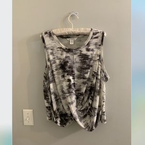 Athleta Breezy Twist Tank Camisole